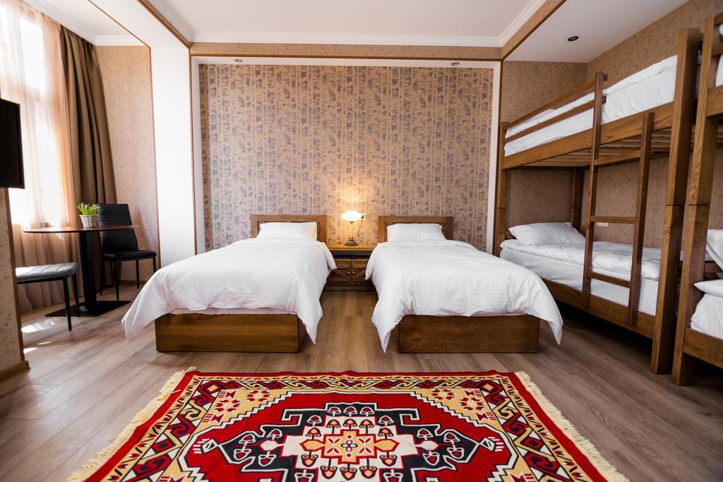 Metekhi'S Galavani Hotel 트빌리시 외부 사진