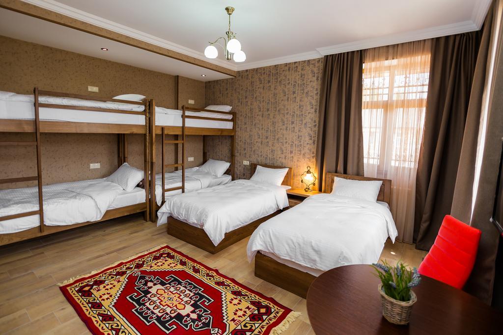 Metekhi'S Galavani Hotel 트빌리시 객실 사진
