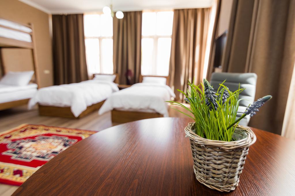Metekhi'S Galavani Hotel 트빌리시 외부 사진