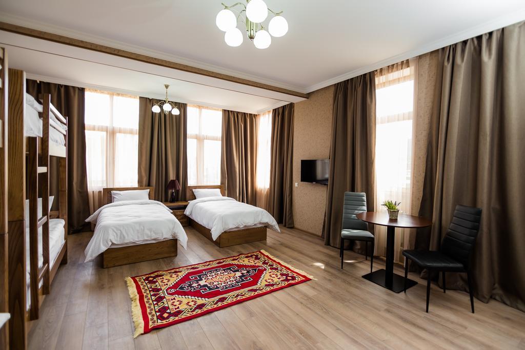 Metekhi'S Galavani Hotel 트빌리시 외부 사진